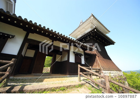 May Gifu Iwamura Castle·House Lord daiko drum tower and Omotesamon May Gifu Iwamura Castle·House Lord daiko drum tower and Omotesamon 10897887