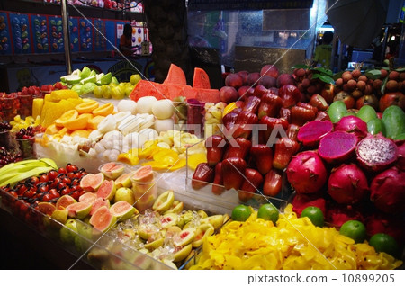 Taiwan Night Market Shihlin Night Market Tropical Fruits 10899205