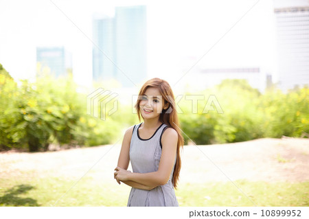 Thailand working women in park Thailand working women in park 10899952