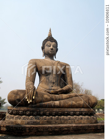 Temple Buddha Statue in Sukhothai Historical Park,Thailand Temple Buddha Statue in Sukhothai Historical Park,Thailand 10906811