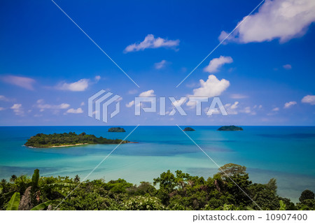 Sky and Sea Sky and Sea 10907400