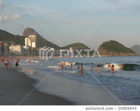 里約海灘 10909843
