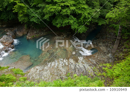 志摩溫泉_坑洼02 志摩溫泉_坑洼02 10910949