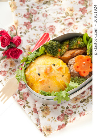 小雞的角色襟翼 10911924