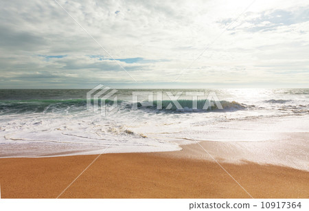 Ocean Ocean 10917364