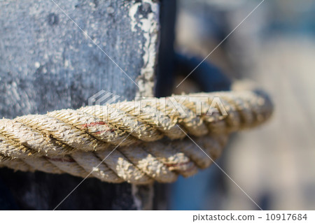 picture of mooring rope. picture of mooring rope. 10917684