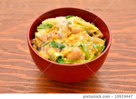 Oyako don (chicken and egg). 10919447