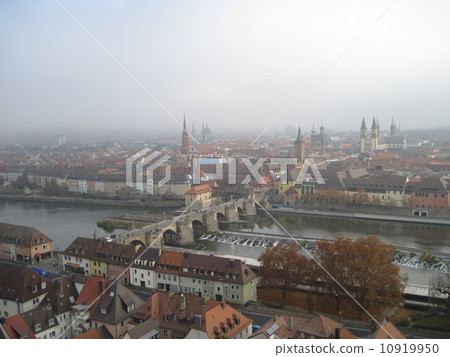 Visiting the city of Germany (Würzburg, Old Town from Marienberg Fortress) 10919950