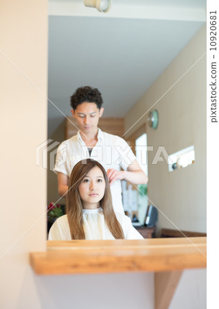 美容院 人 人物 10920681