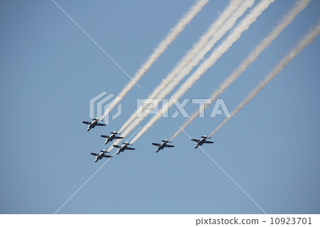 Blue Impulse Formation Flight ④ Blue Impulse Formation Flight ④ 10923701