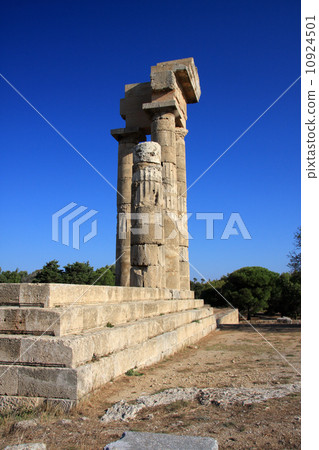 Greece, Rhodes, Acropolis, temple ruins 10924501