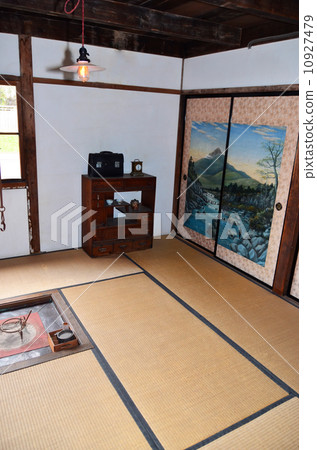 Old Kondo Doctor's Dwelling 10927479