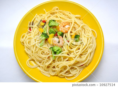 Shrimp and broccoli pasta Shrimp and broccoli pasta 10927514