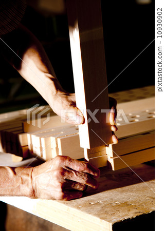 細木工工匠 10930902