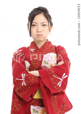 An angry woman in a yukata 10934053