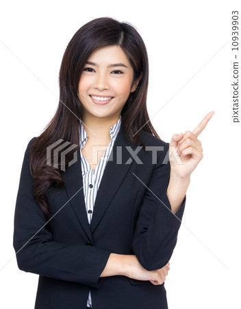 Asian business woman get idea 10939903