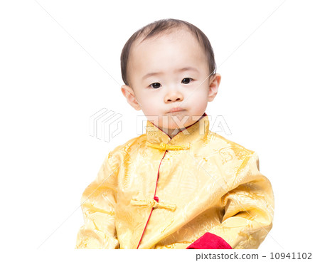 Chinese baby boy portrait with traditional costume 10941102