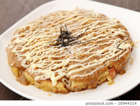 Pizza Japanese style 10944314