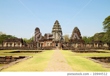 Pimai Castle, a ancient castle in Thailand 10944512