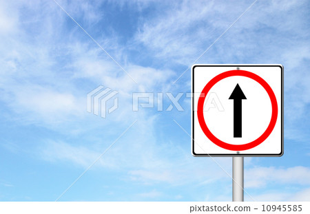 go ahead the way ,forward sign with blue sky 10945585