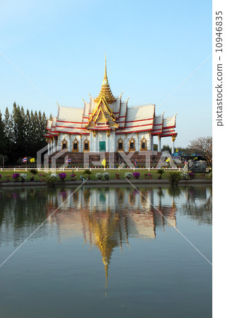 acient temple building in Thailand acient temple building in Thailand 10946835