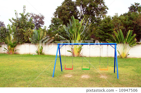 Playground without children Playground without children 10947506