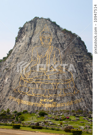130 mtr high golden Buddha laser carved and inlayed with gold on 10947514