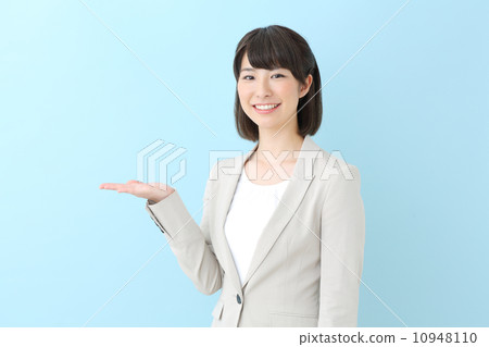 推薦·商務女士·藍背 10948110