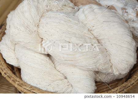 raw thai cotton thread 10948654