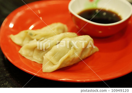 Chinese dumplings Chinese dumplings 10949120