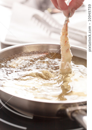 Tempura shrimps 10949789