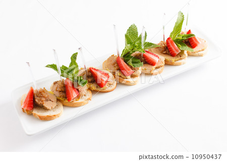 appetizer with strawberry 10950437