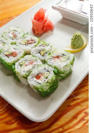 tasty sushi 10950647