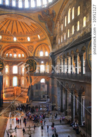 Turkey · Istanbul Hagia Sophia inside 10952127