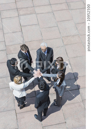 Multi-generation business 10952500