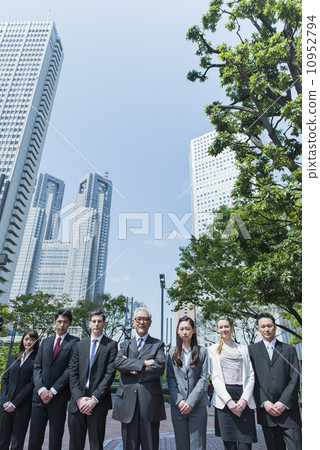 Multi-generation business Multi-generation business 10952794
