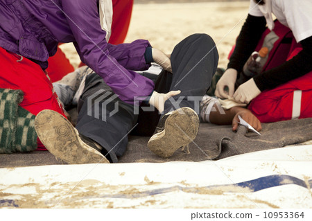 first aid training 10953364