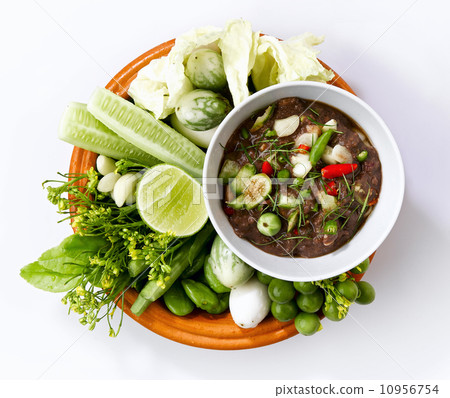 Thai food, shrimp paste spicy sauce with fresh vegetables 10956754