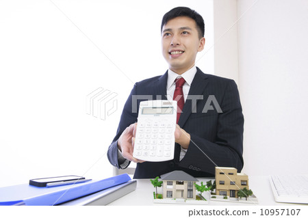 Businessman         10957107