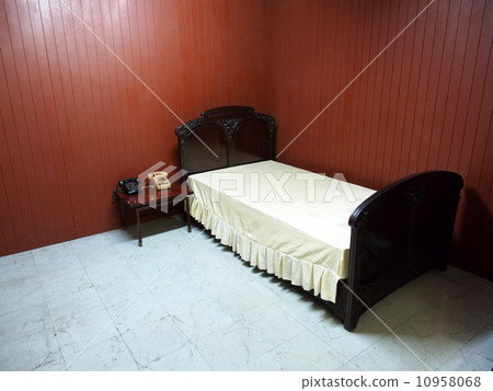 Vietnam Ho Chi Minh City reunification hall presidential air-conditioner's bedroom Vietnam Ho Chi Minh City reunification hall presidential air-conditioner's bedroom 10958068