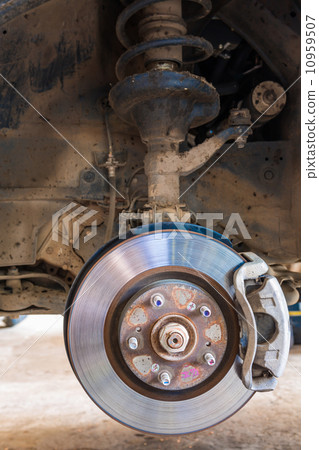 Car brakes system 10959507