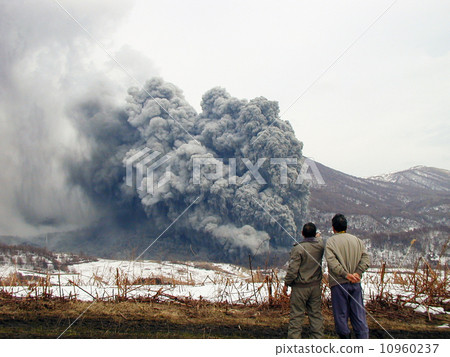 Usu火山噴發01 Usu火山噴發01 10960237