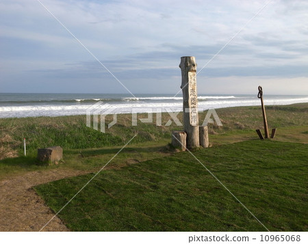 A sunset love coast 10965068