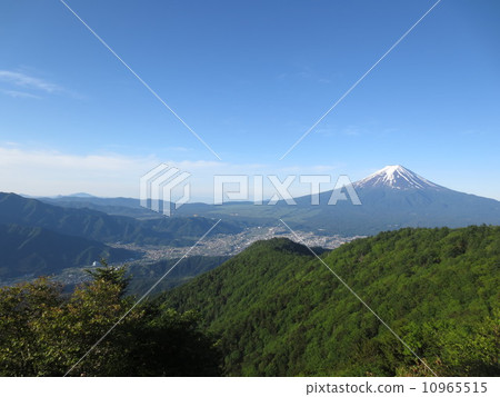 Mt. Fuji from the Mitsubashi Pass 10965515
