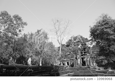 Angkor monument Banteay · Kudei 10969068