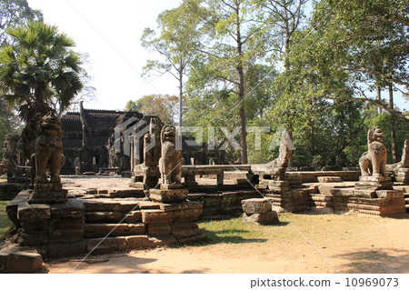 Angkor monument Banteay · Kudei 10969073