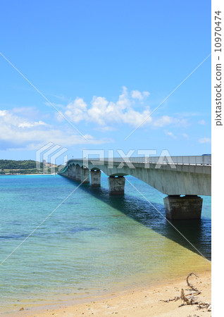 “Koryu Bridge Ohashi”(沖繩縣Yagogi-jima / Nago-shi)我在Yakitori Island觀看 “Koryu Bridge Ohashi”(沖繩縣Yagogi-jima / Nago-shi)我在Yakitori Island觀看 10970474