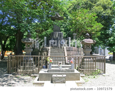 松吉隊之墓(東京都台東區上野公園) 松吉隊之墓(東京都台東區上野公園) 10972379