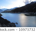 Dam 10973732