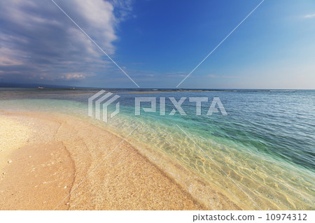 Beach on Gili 10974312